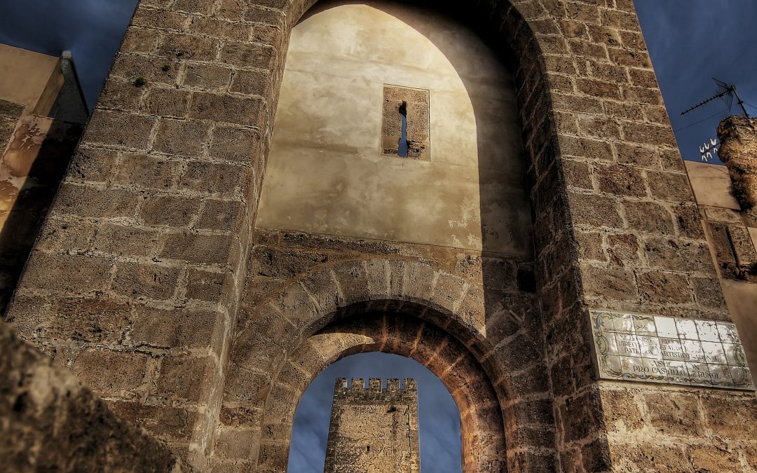 Buñol: Castillo, Tomatina y mucho más.